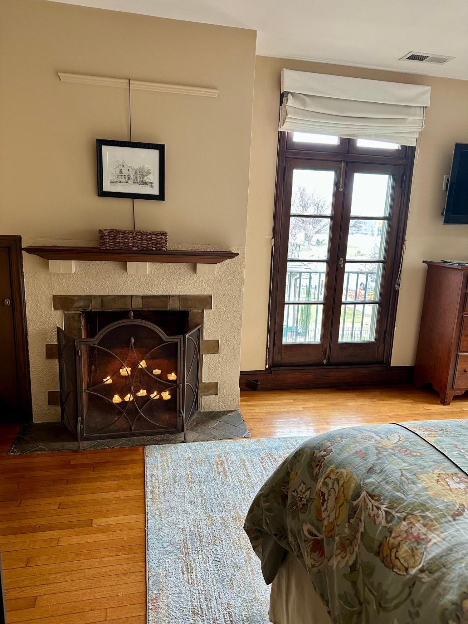 City House Bed And Breakfast Harrisburg Bagian luar foto